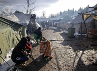 L’inverno difficile degli emigranti bloccati in Bosnia