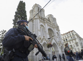 Cattolici decapitati sull'altare del multiculturalismo: la sharia è legge in Francia