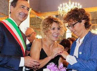 Milano festeggia la famiglia che non sostiene più