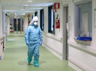 Ossessione quarta dose, ma in intensiva sono soprattutto vaccinati