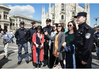 La Cina
comunista ci
invia la Polizia