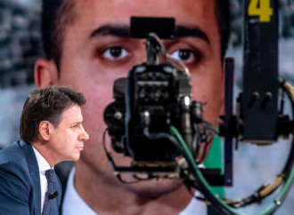 L’agonia dei grillini rischia di far cadere Draghi
