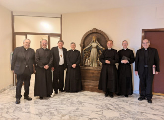 Un visitatore apostolico per la Fraternità San Pietro