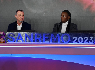È Sanremo o la festa dell'Unità? Al governo va bene così