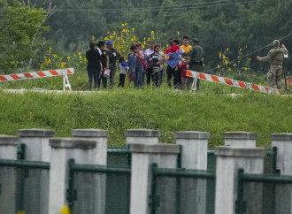 «I governi socialisti fomentano le migrazioni per destabilizzare»