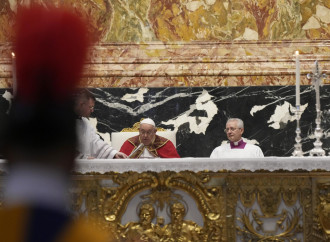 Francesco celebra in suffragio di Benedetto XVI