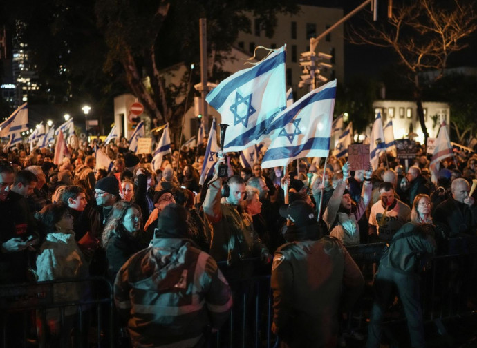 Proteste contro Netanyahu (17 feb 2024, AP via LaPresse) Proteste contro Netanyahu (17 feb 2024, AP via LaPresse)