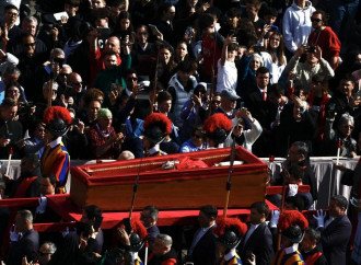 Critiche al Papa? No, è un'analisi necessaria