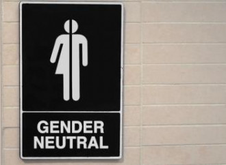 Bagni no gender: la distruzione dell'umano parte dalla scuola