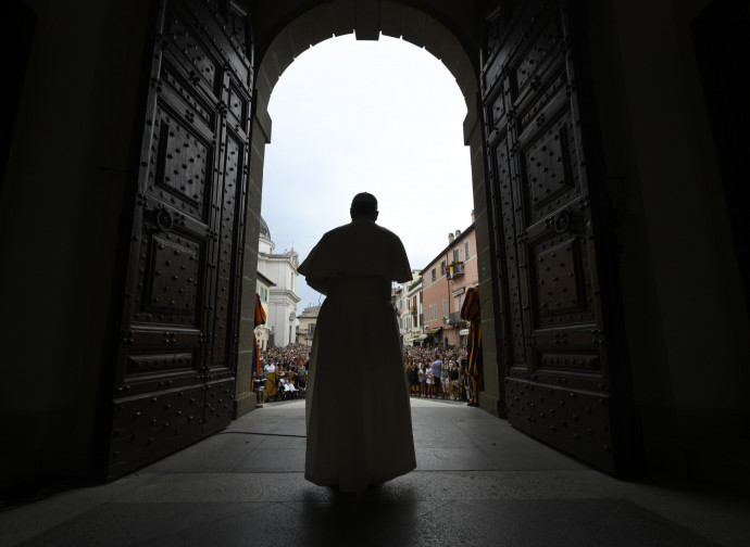 Foto Vatican Media/LaPresse 17 Agosto 2025 Castel Gandolfo Cronaca Papa Leone XIV Angelus - Castel Gandolfo DISTRIBUTION FREE OF CHARGE - NOT FOR SALE