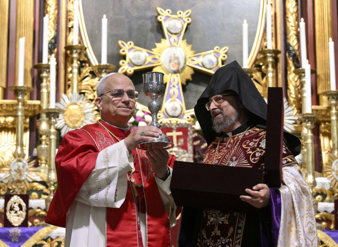 Leone XIV nella Cattedrale Apostolica Armena con Sahak II, Istanbul, 30/11/2025 (Vatican Media/LaPresse)