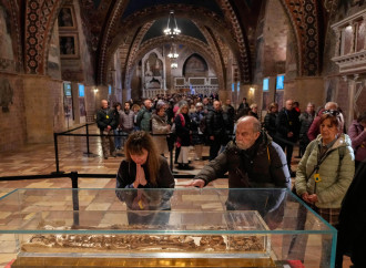 Le ossa di Francesco proclamano che Dio ha redento la carne