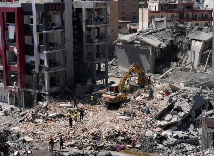 Macerie dopo raid israeliani di lunedì 1 giugno 2026 (Ap via LaPresse)