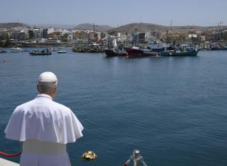 Leone alle Canarie, tappa sui migranti senza immigrazionismo