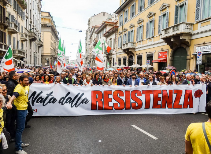 Il 25 aprile milanese (La Presse) Il 25 aprile milanese (La Presse)