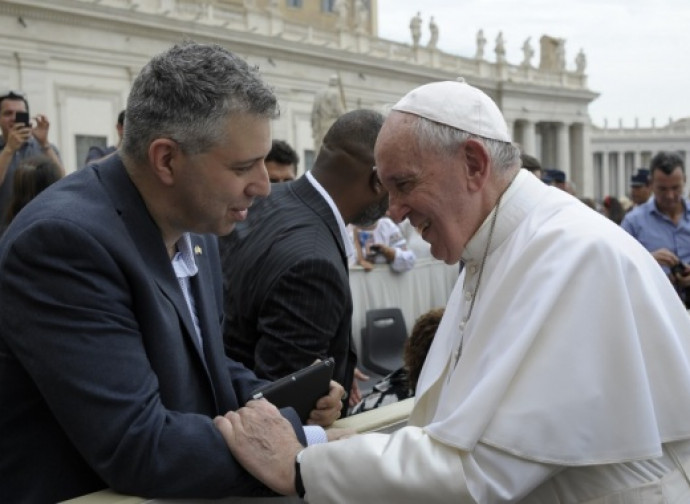 Il Papa col regista del Docufilm su di lui Il Papa col regista del Docufilm su di lui