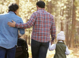 Omogenitorialità sì, ma no a utero in affitto