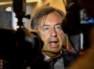 Clorochina e cure: medici contro Burioni. Ma tifava per il farmaco