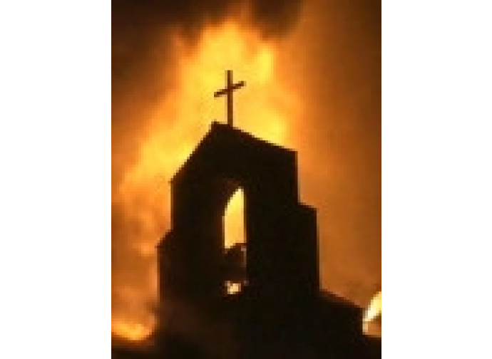 Cairo, chiesa in fiamme Cairo, chiesa in fiamme