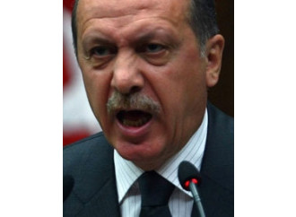 Per fermare l'onda umana, Erdogan chiede più soldi