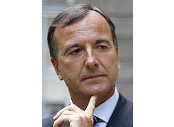 il ministro Franco Frattini il ministro Franco Frattini