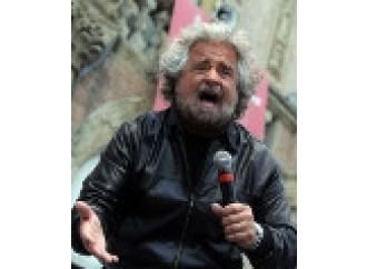 Quando i grillini fanno rima
con Mussolini