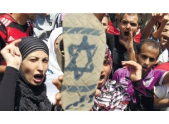 Al Cairo il telefono della giunta squilla a vuoto (e favorisce gli islamisti) 