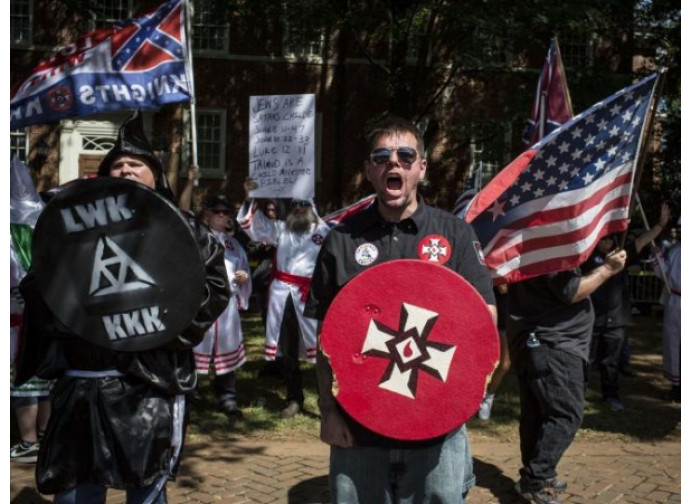 Attivisti del Ku Klux Klan a Charlottesville Attivisti del Ku Klux Klan a Charlottesville