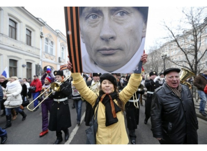 Russia, manifestazione patriottica