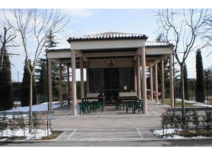 Il santuario a Ghiaie di Bonate Il santuario a Ghiaie di Bonate