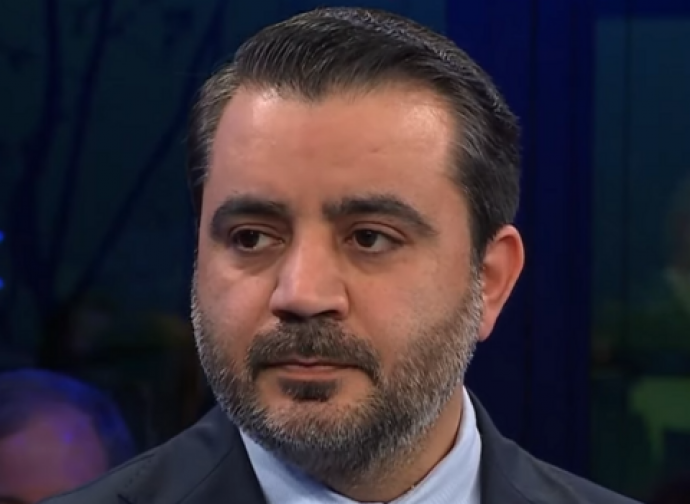 Asaad al-Shaibani (ritaglio foto licenza CC via Wikimedia Commons, utente Yuqiao) Asaad al-Shaibani (ritaglio foto licenza CC via Wikimedia Commons, utente Yuqiao)