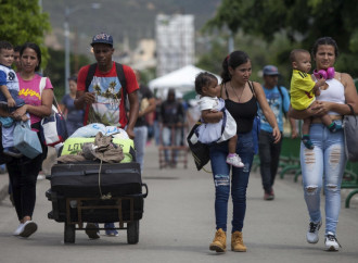 Sono tre milioni i venezuelani che hanno lasciato il loro paese devastato da una crisi economica senza precedenti