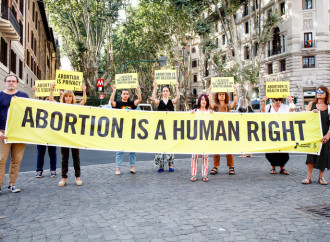 G7 e Onu premono per fare dell'aborto un "diritto umano"