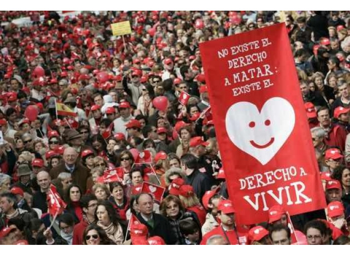 Una manifestazione in Cile contro l'aborto Una manifestazione in Cile contro l'aborto