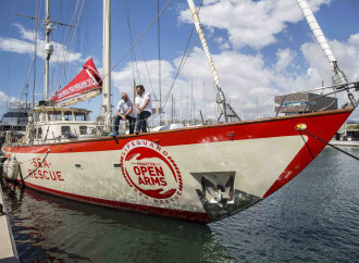 La procura di Catania sequestra la nave ProActiva della Ong spagnola Open Arms