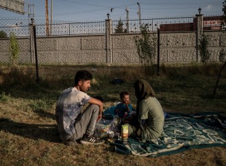 Il dramma degli afghani fermati alla frontiera turca