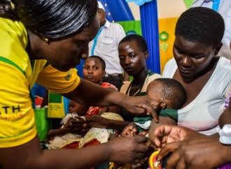 Il Kenya inizia la sua prima campagna di vaccinazioni contro la malaria