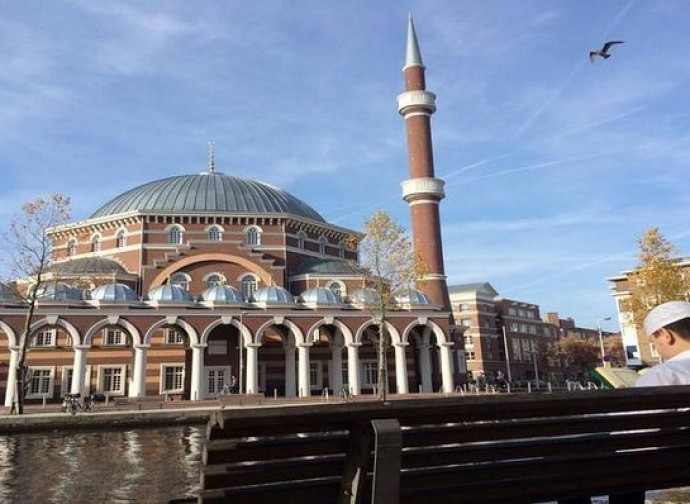 La moschea turca di Amsterdam La moschea turca di Amsterdam