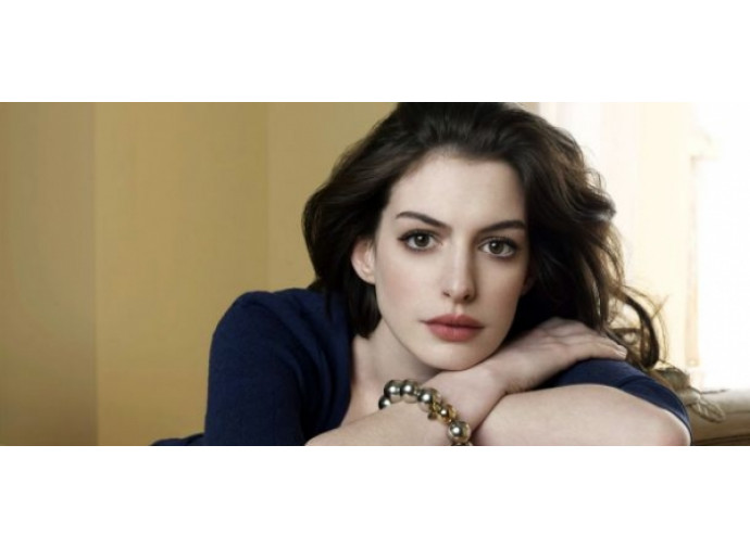 Anne Hathaway