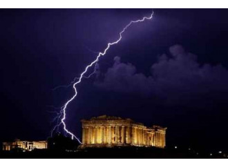 La Grecia mette a nudo la crisi europea