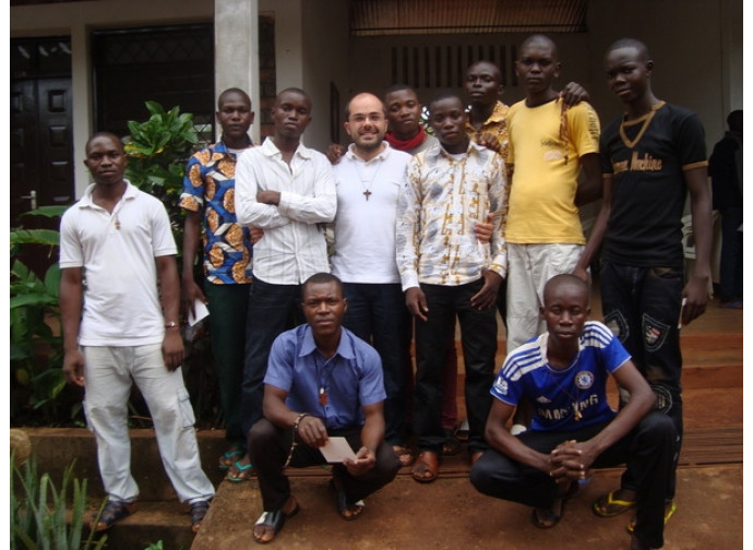 Bangui, al centro Padre Trinchero