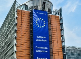 L'Ue vuole imporre l'agenda Lgbt a Polonia e Ungheria