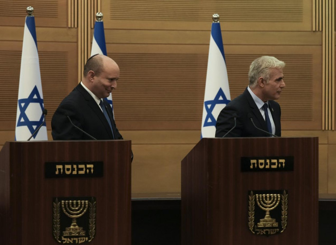 Staffetta: Naftali Bennett e Yair Lapid