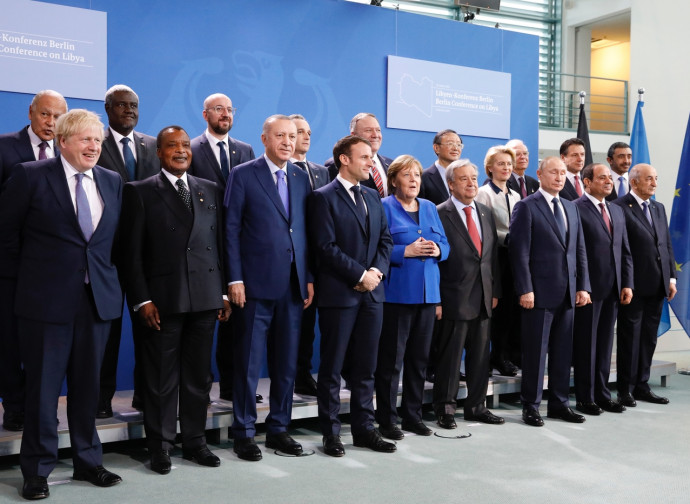 Conferenza di Berlino, foto di gruppo (Conte in seconda fila a destra)