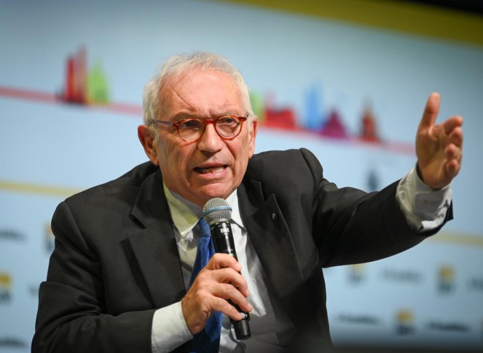 Patrizio Bianchi Patrizio Bianchi