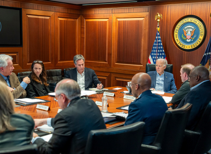 Joe Biden con il team della Sicurezza nazionale