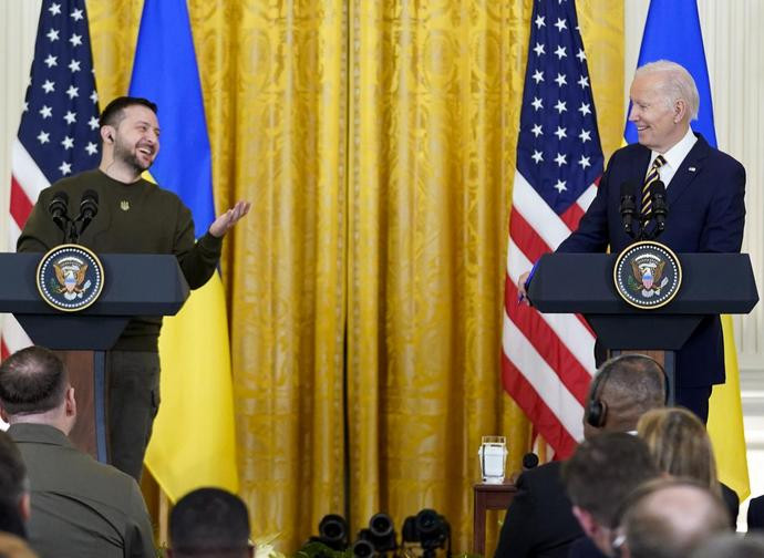 Zelensky e Biden