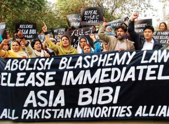 Blasfemia: condannato per un messaggio su Whatsapp