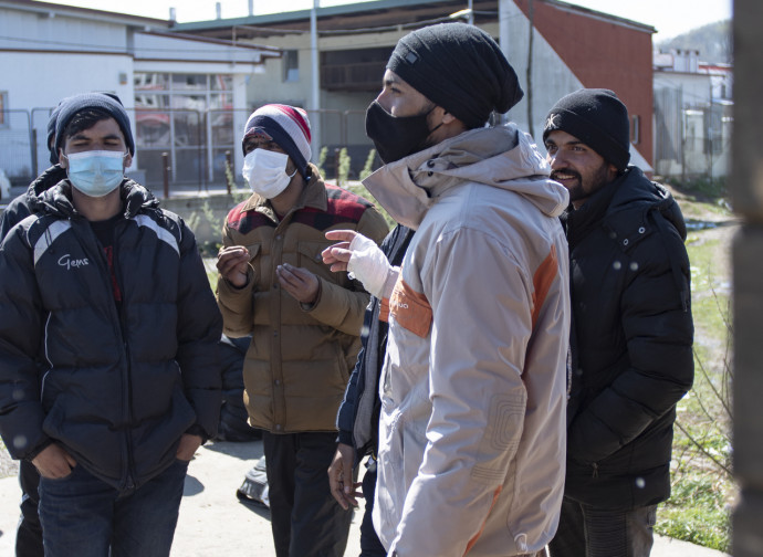 Emigranti in un campo della Bosnia