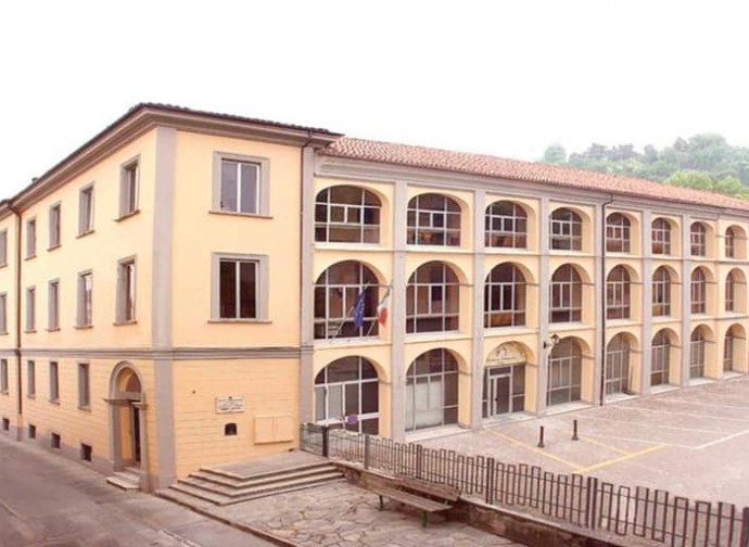 L'Istituto Statale Velso Mucci di Bra L'Istituto Statale Velso Mucci di Bra